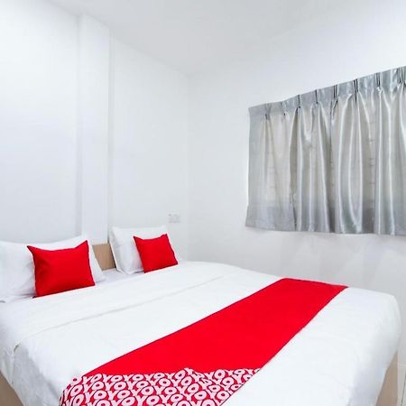 Oyo 44011 Weng Bee Guest House Kota Kinabalu Bagian luar foto