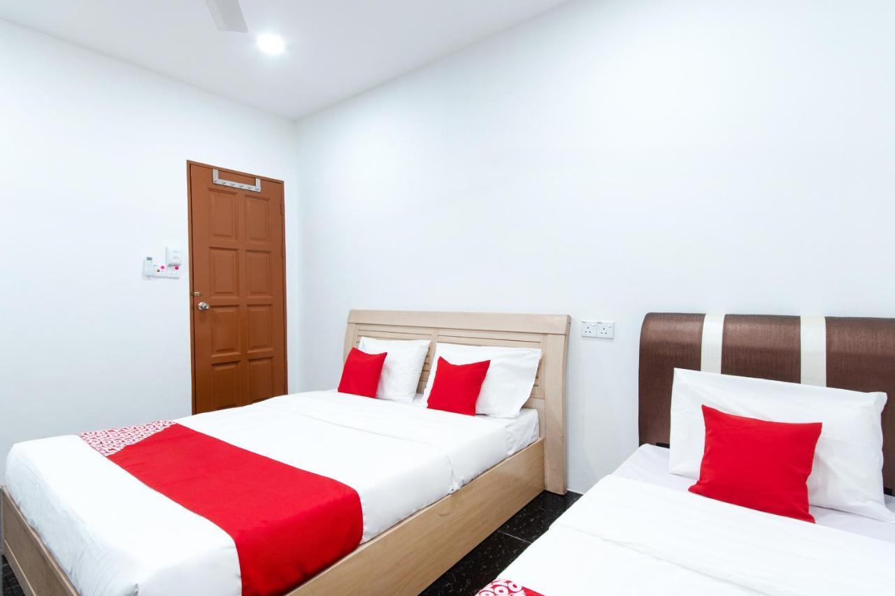 Oyo 44011 Weng Bee Guest House Kota Kinabalu Bagian luar foto