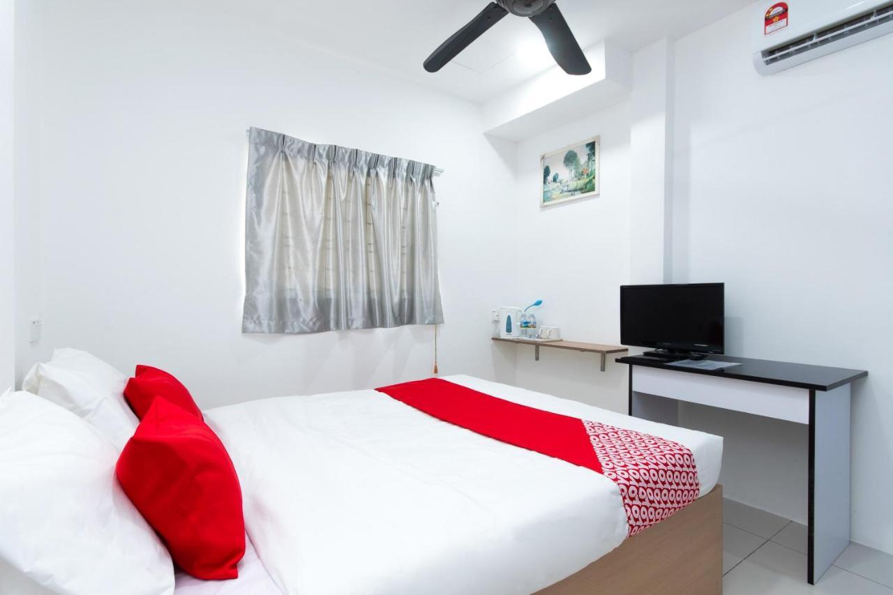 Oyo 44011 Weng Bee Guest House Kota Kinabalu Bagian luar foto