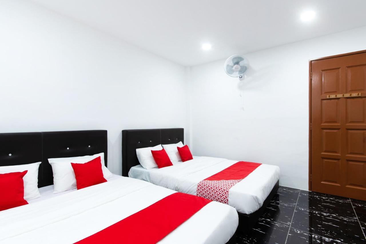 Oyo 44011 Weng Bee Guest House Kota Kinabalu Bagian luar foto