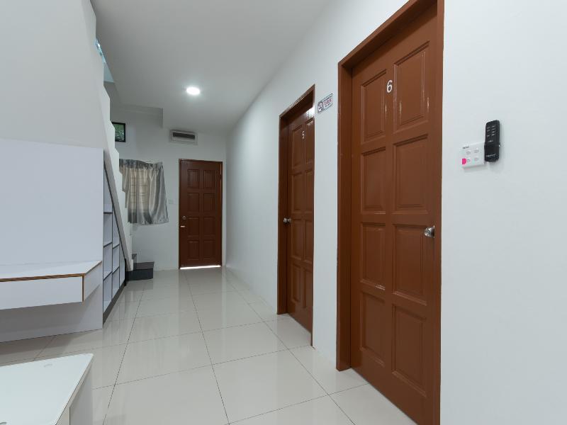 Oyo 44011 Weng Bee Guest House Kota Kinabalu Bagian luar foto