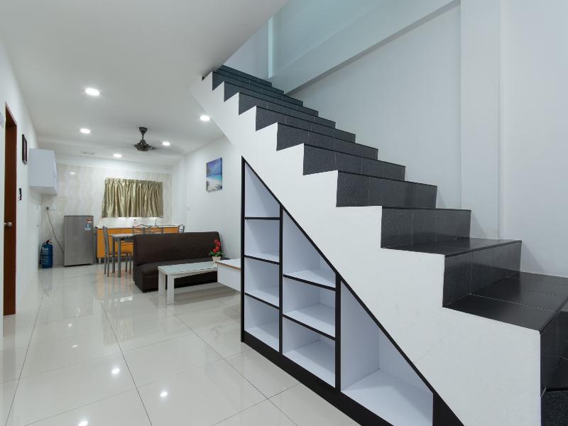 Oyo 44011 Weng Bee Guest House Kota Kinabalu Bagian luar foto